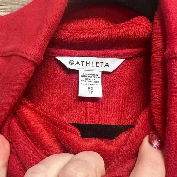 Athleta Red Cow Turtlenecks Sweatshirt Size XS - Picture 4 of 6